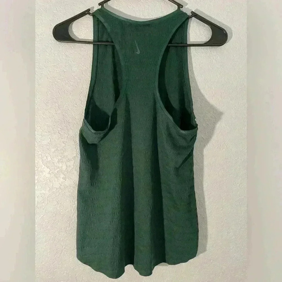 NIKE Yoga Dri Fit Knit Sleeveless Training Tank Top DM1642-397 Green Size Small - Picture 7 of 7